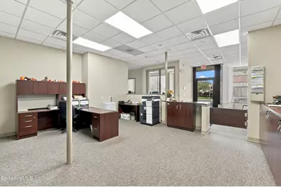 100 Fenn St, Pittsfield, MA 01201 - Photo 33