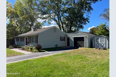 43 Doreen St, Pittsfield, MA 01201 - Photo 3