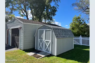 43 Doreen St, Pittsfield, MA 01201 - Photo 37