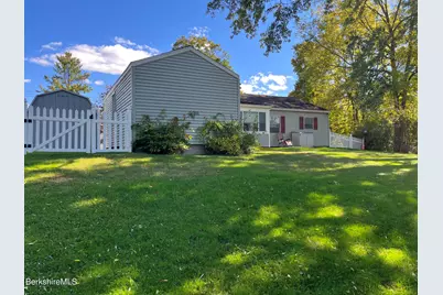43 Doreen St, Pittsfield, MA 01201 - Photo 31