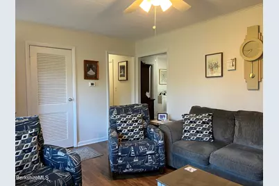 43 Doreen St, Pittsfield, MA 01201 - Photo 7