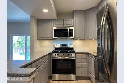 7 Rolling Hills Condominium #7-1, Lenox, MA 01240 - Photo 11