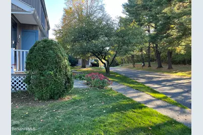 7 Rolling Hills Condominium #7-1, Lenox, MA 01240 - Photo 27