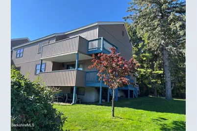 7 Rolling Hills Condominium #7-1, Lenox, MA 01240 - Photo 3