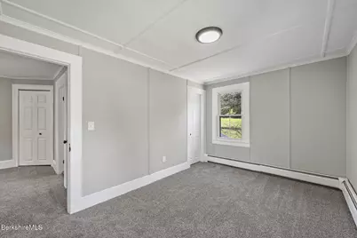 971 N State Rd, Cheshire, MA 01225 - Photo 37