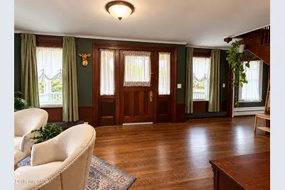 41 Quincy St, North Adams, MA 01247 - Photo 3