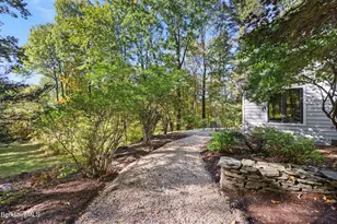 34 Pixley Hill Rd, West Stockbridge, MA 01266 - Photo 31