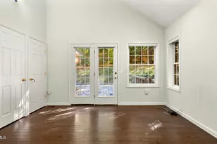 9102 Mountainside Dr, Hancock, MA 01237 - Photo 15