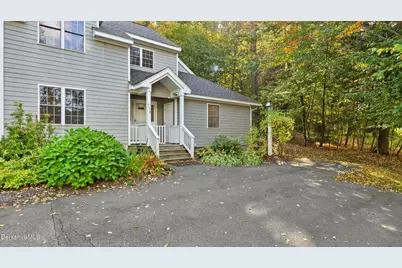 9102 Mountainside Dr #9102, Hancock, MA 01237 - Photo 3
