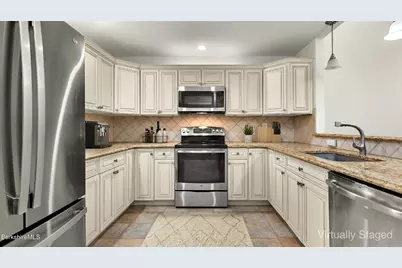 9102 Mountainside Dr #9102, Hancock, MA 01237 - Photo 5