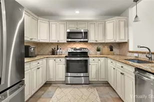9102 Mountainside Dr, Hancock, MA 01237 - Photo 5