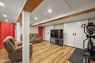 4 Glendale Dr, Adams, MA 01220 - Photo 37