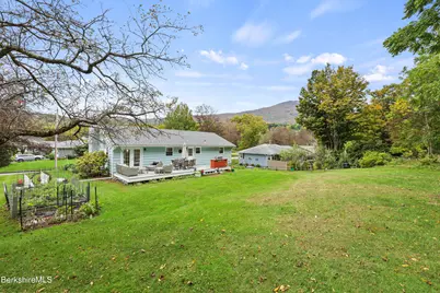 4 Glendale Dr, Adams, MA 01220 - Photo 55