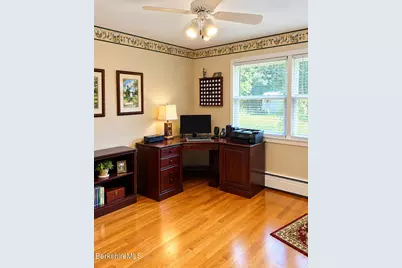102 Tor Ct, Pittsfield, MA 01201 - Photo 17