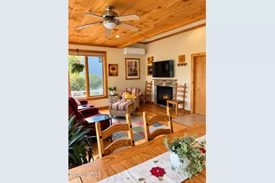 102 Tor Ct, Pittsfield, MA 01201 - Photo 11