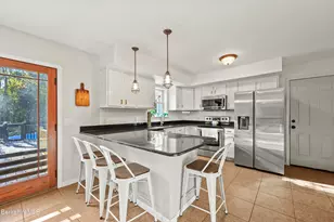 9 Redmond Ln, Pittsfield, MA 01201 - Photo 17