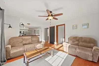 9 Redmond Ln, Pittsfield, MA 01201 - Photo 11