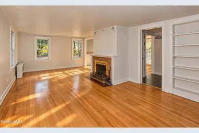 20 Alfred Dr, Pittsfield, MA 01201 - Photo 9