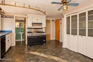 20 Alfred Dr, Pittsfield, MA 01201 - Photo 5