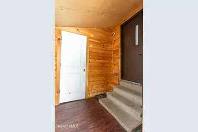245 Cheshire Rd #5, Pittsfield, MA 01201 - Photo 17