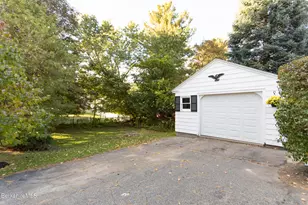 90 Euclid Ave, Pittsfield, MA 01201 - Photo 35