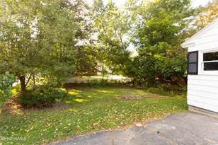 90 Euclid Ave, Pittsfield, MA 01201 - Photo 27