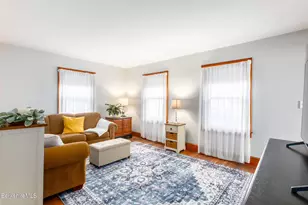 90 Euclid Ave, Pittsfield, MA 01201 - Photo 7