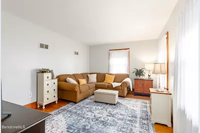 90 Euclid Ave, Pittsfield, MA 01201 - Photo 5