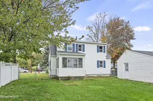 6 Park Cir Dr, Dalton, MA 01226 - Photo 5