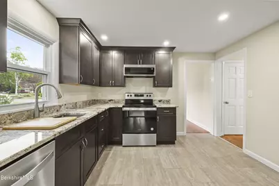 6 Park Circle Dr, Dalton, MA 01226 - Photo 11