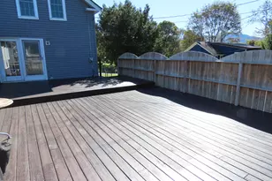 111 Franklin St, North Adams, MA 01247 - Photo 17