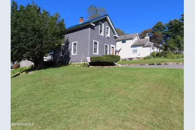 111 Franklin St, North Adams, MA 01247 - Photo 37
