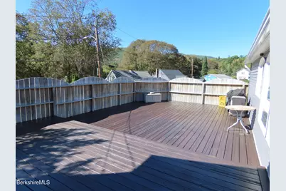 111 Franklin St, North Adams, MA 01247 - Photo 15
