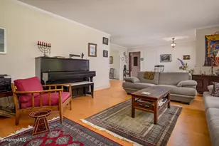 57 Sabin Dr, Williamstown, MA 01267 - Photo 7