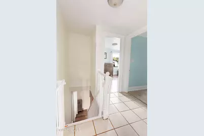 35 Danforth Ave, Pittsfield, MA 01201 - Photo 11
