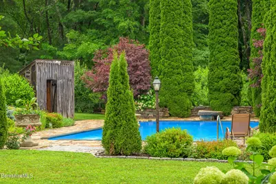 264 & 260 Main Rd, Tyringham, MA 01264 - Photo 37