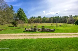 264 & 260 Main Rd, Tyringham, MA 01264 - Photo 57