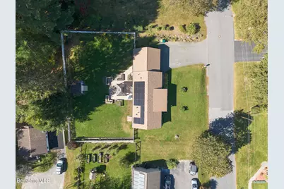 25 Raymond Dr, Dalton, MA 01226 - Photo 15