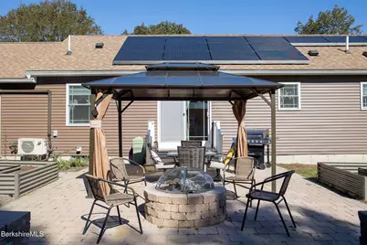 25 Raymond Dr, Dalton, MA 01226 - Photo 7