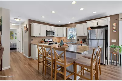 25 Raymond Dr, Dalton, MA 01226 - Photo 21