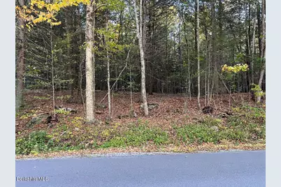 419-1 Bancroft Rd, Becket, MA 01223 - Photo 5