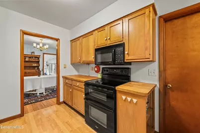166 Whitman Rd, Hancock, MA 01237 - Photo 17