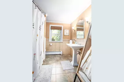 506 Gale Ave, Pittsfield, MA 01201 - Photo 17