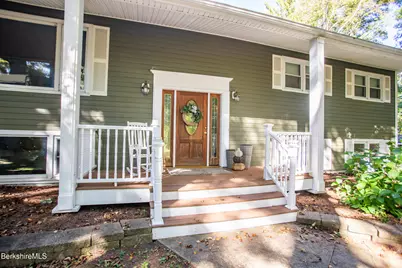 506 Gale Ave, Pittsfield, MA 01201 - Photo 3