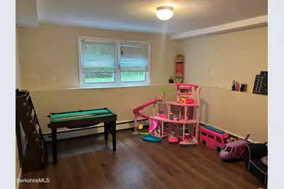 506 Gale Ave, Pittsfield, MA 01201 - Photo 29