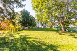 23 Westover St, Pittsfield, MA 01201 - Photo 3