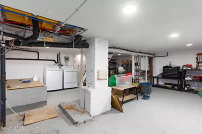 23 Westover St, Pittsfield, MA 01201 - Photo 25