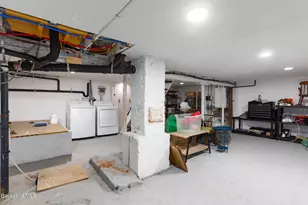 23 Westover St, Pittsfield, MA 01201 - Photo 25