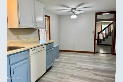 42 Newell St, Pittsfield, MA 01201 - Photo 17