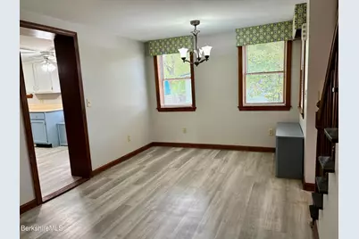 42 Newell St, Pittsfield, MA 01201 - Photo 13